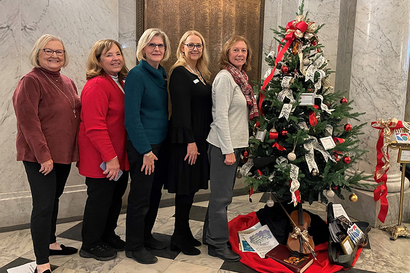 MSO Christmas Tree Shines Bright in the Maryland State House